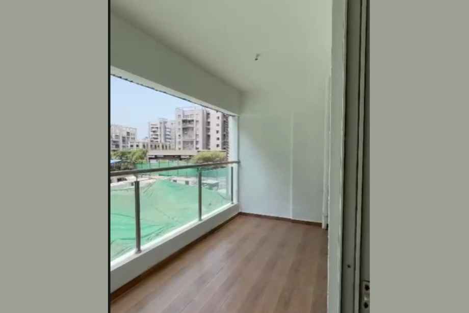 Kolte-Patil-Springshire-Balcony